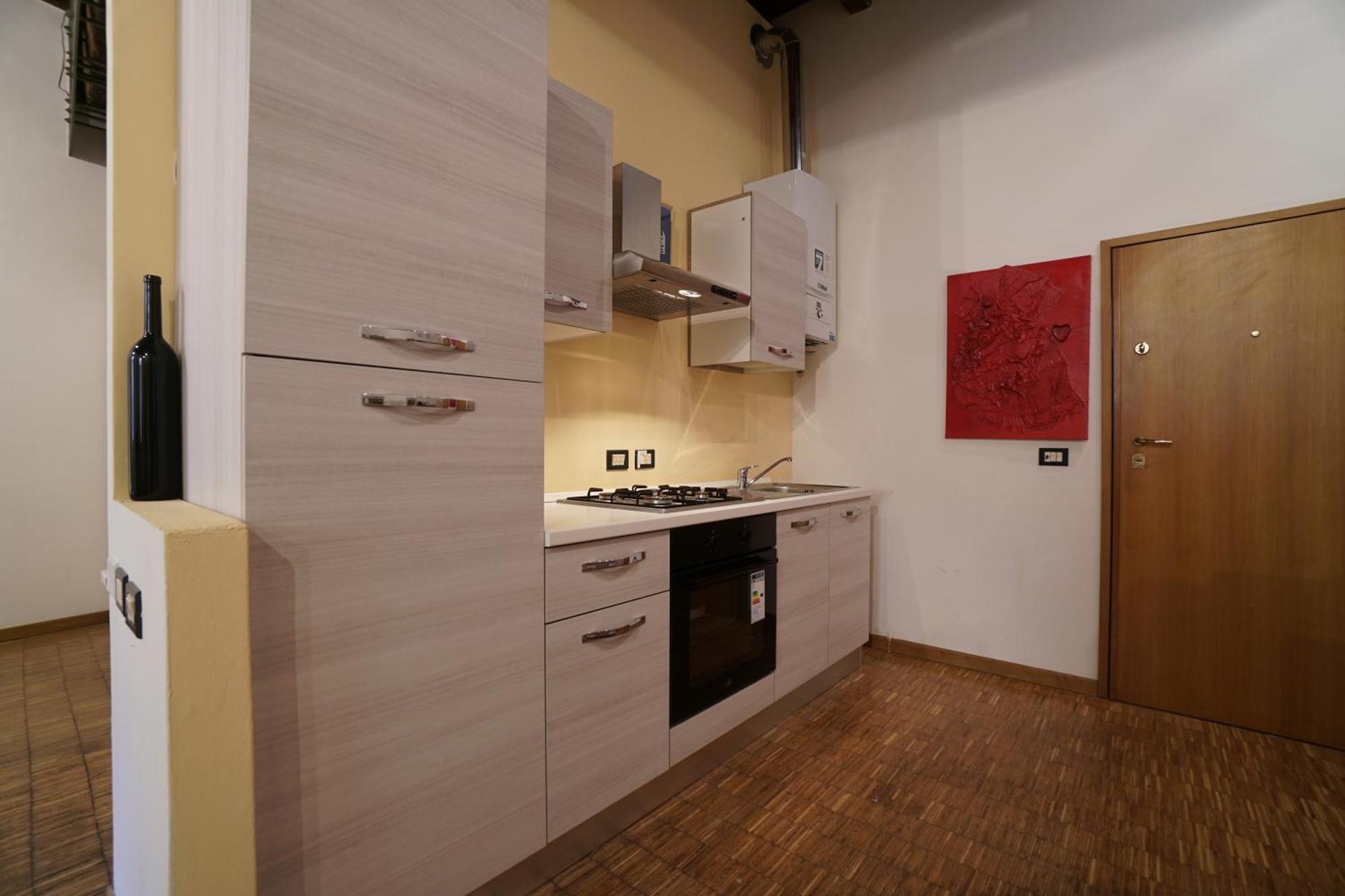 Romeohouse Central With Wifi Верона Екстериор снимка