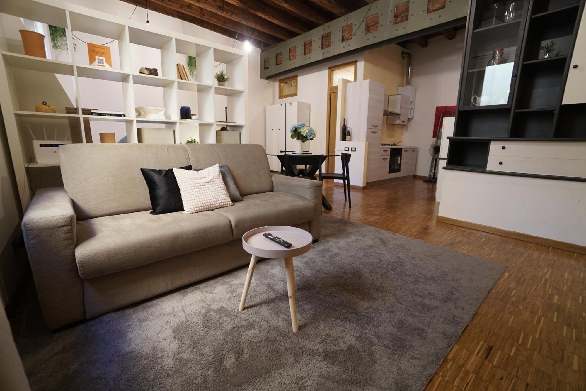 Romeohouse Central With Wifi Верона Екстериор снимка